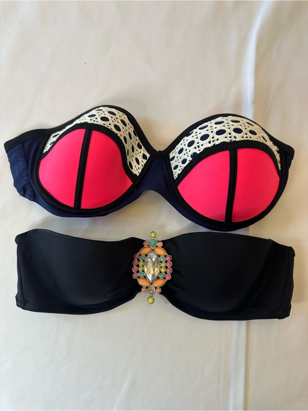 Women’s Neon Pink and Black Strapless Bikini Tops